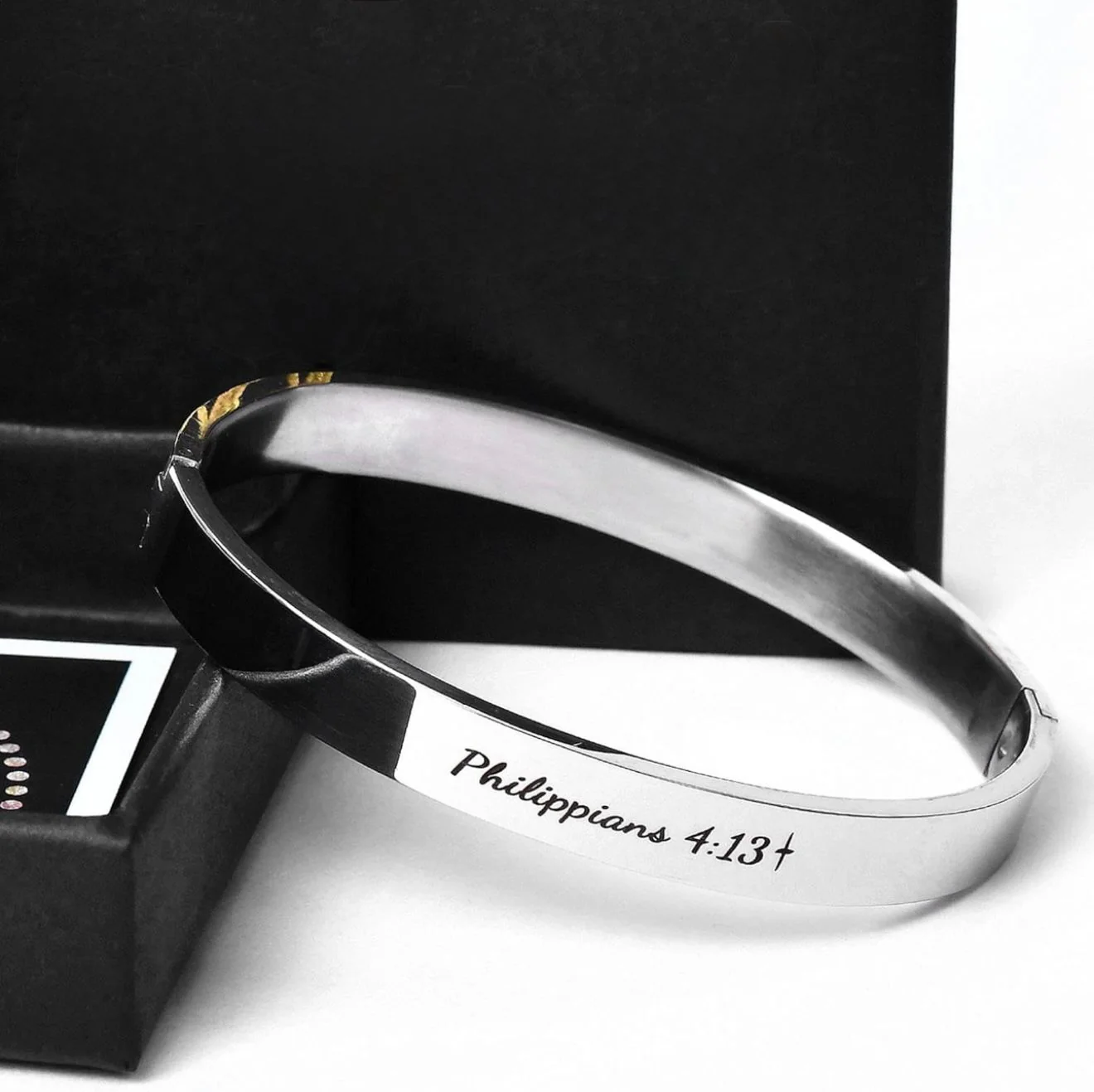 Tailored Elegance: The Custom Kada of Your Dreams - Image 3