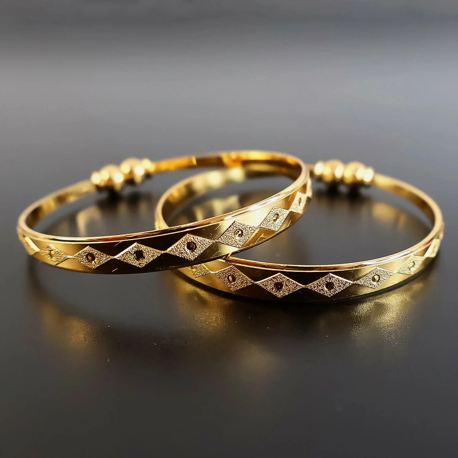 Textured Traditional-Style Bangles with Beaded Detailing - Image 3