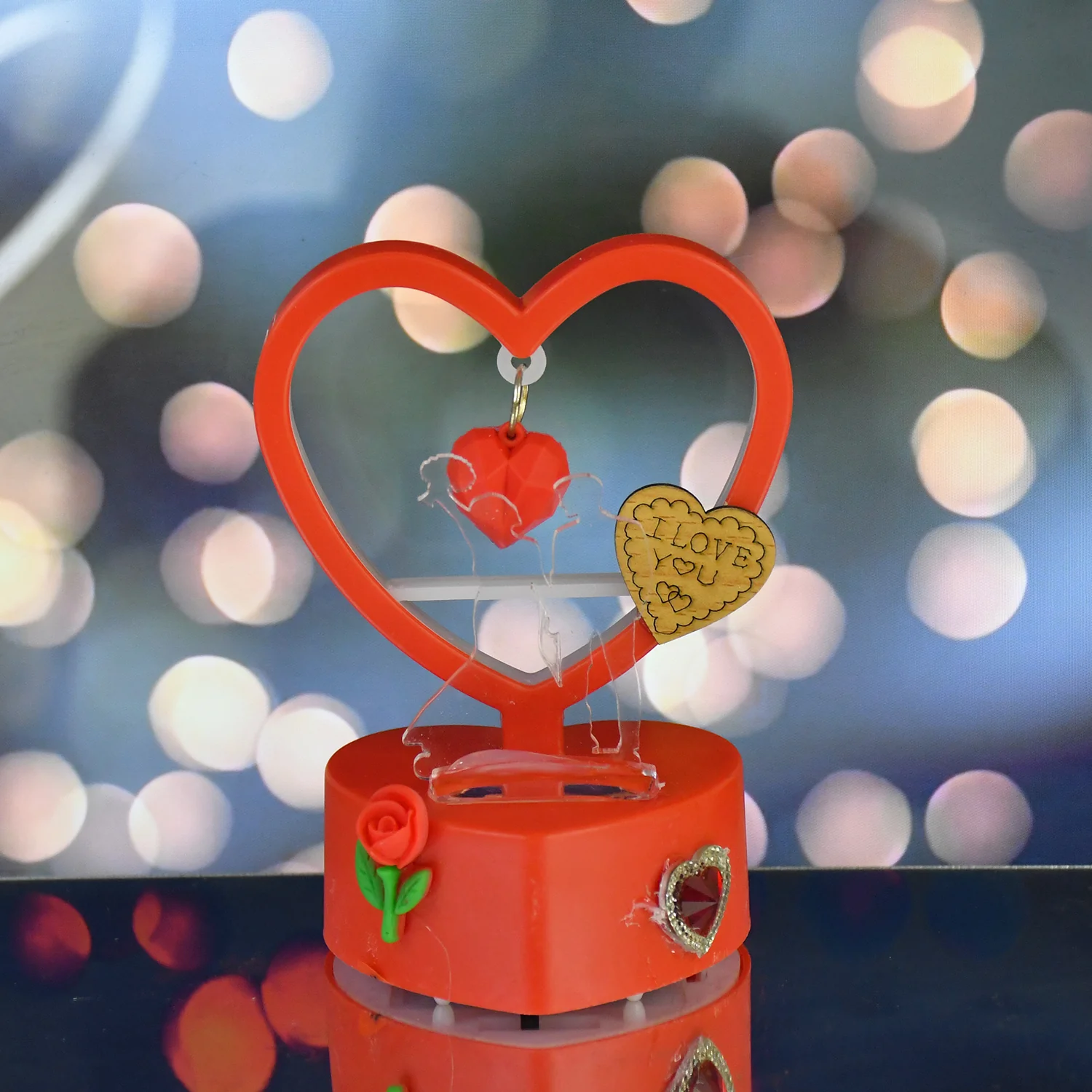 This Romantic Heart-Shaped LED Light Showpiece (1 Pc) - Image 4