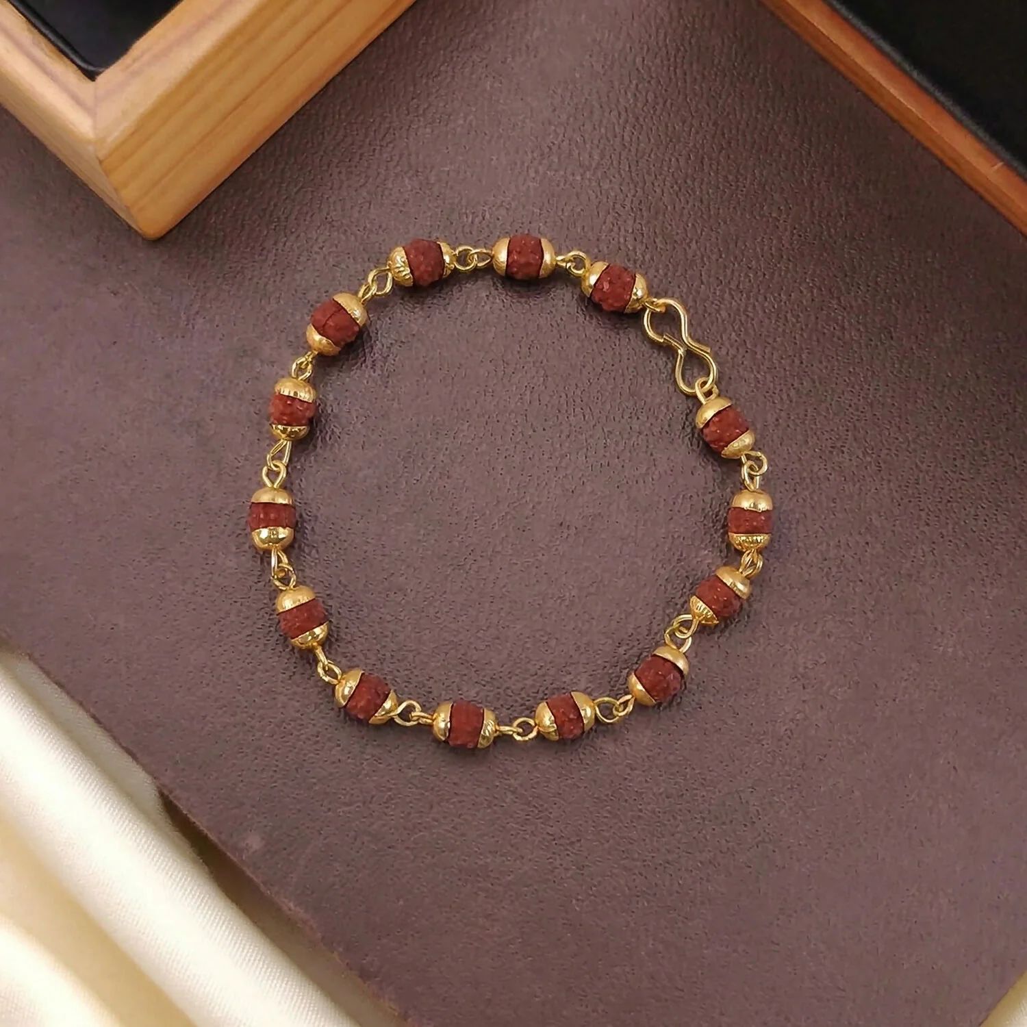 Traditional Beaded Rudraksha Necklace & Bracelet Set with Pendant - Image 2