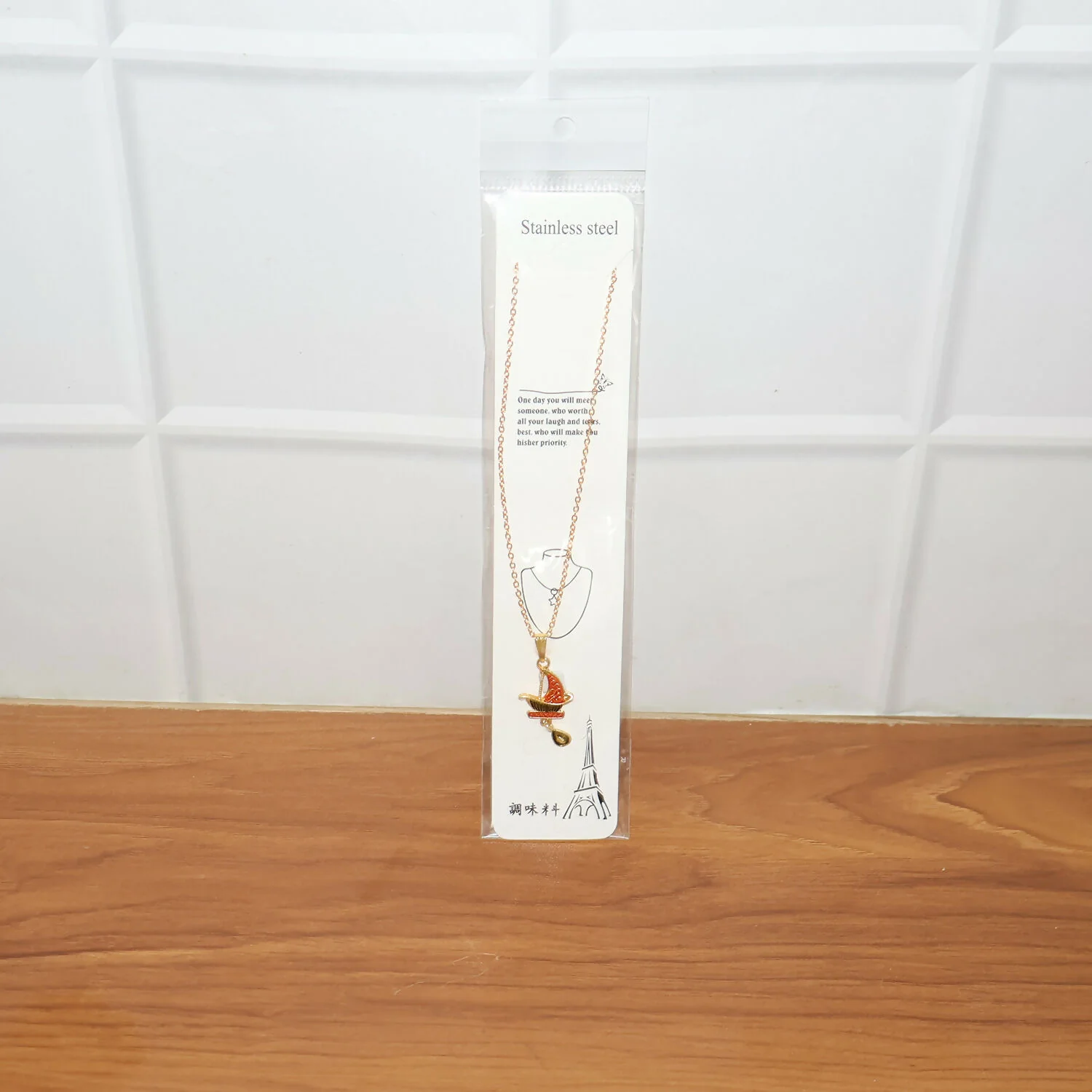 Stylish Steamer Boat Design Pendant Necklace with Chain for Women - Image 6