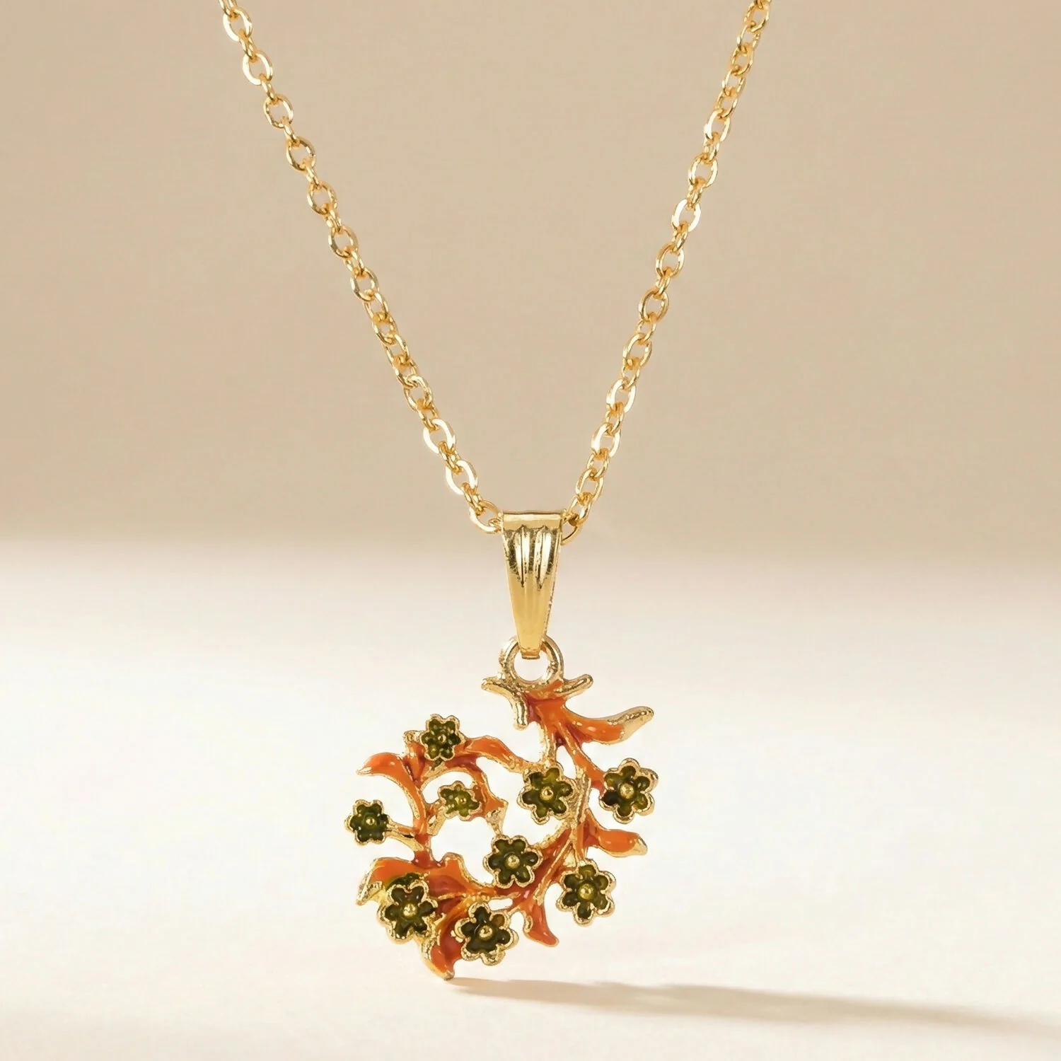 Traditional Floral Vine Design Pendant Necklace with Chain for Women - Image 2