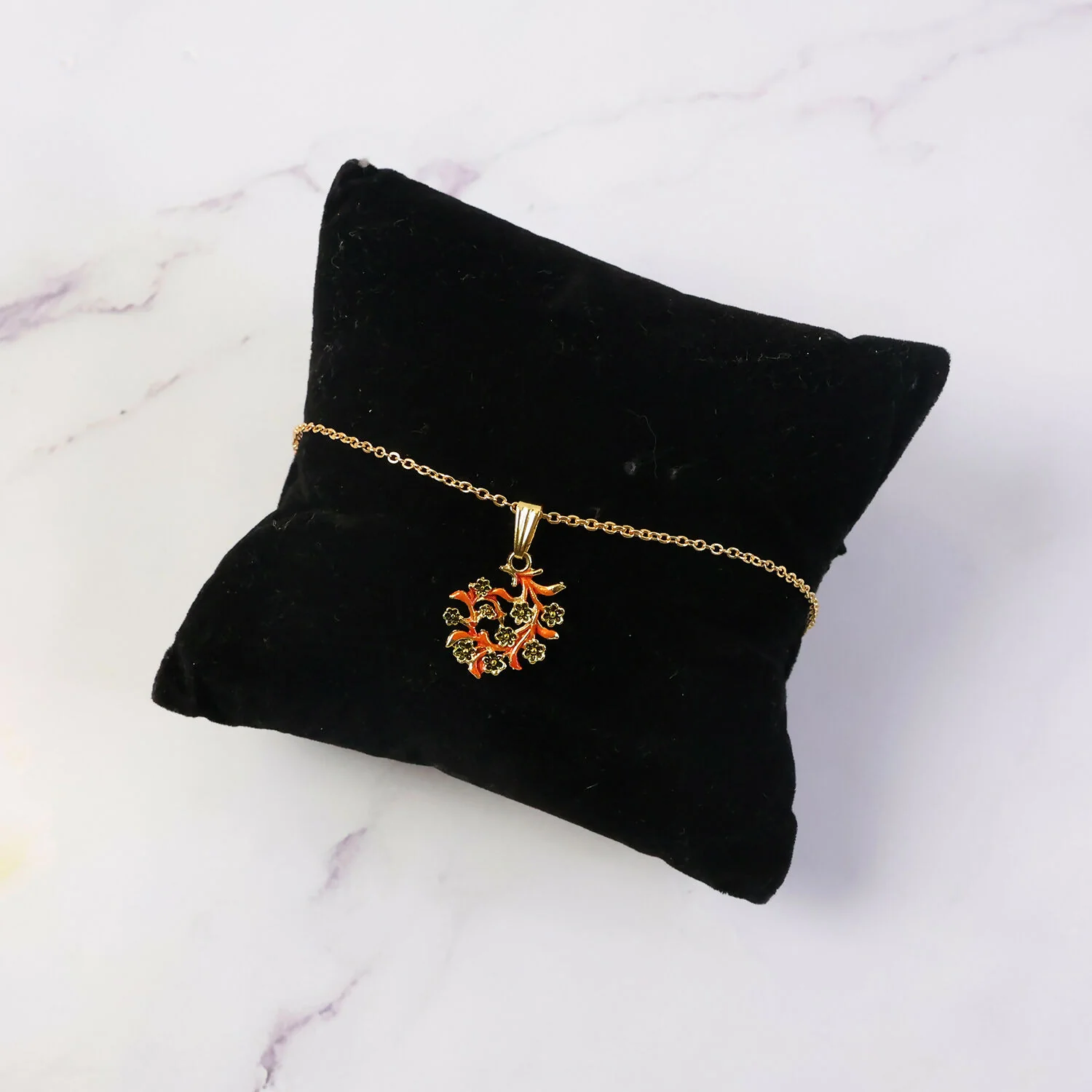 Traditional Floral Vine Design Pendant Necklace with Chain for Women - Image 5