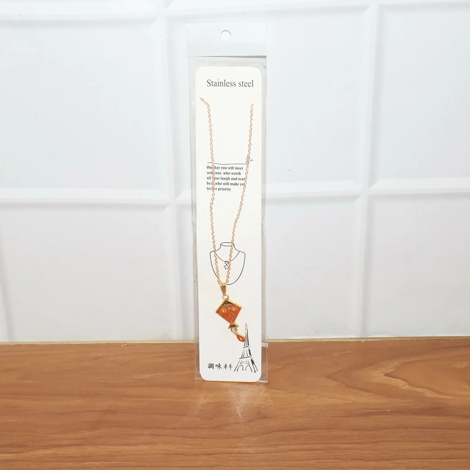 Traditional Kite Shape Pendant Necklace with Chain for Women - Image 6