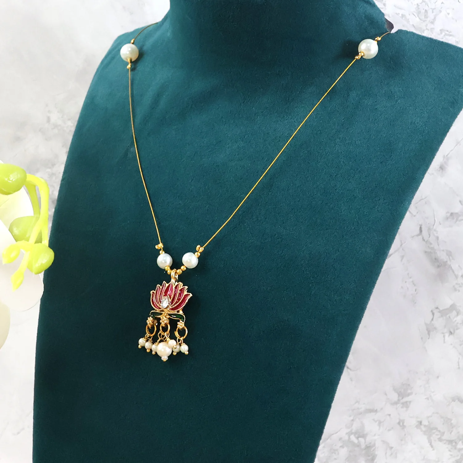 Traditional Lotus Motif Pendant Chain (1 Pc) - Image 3