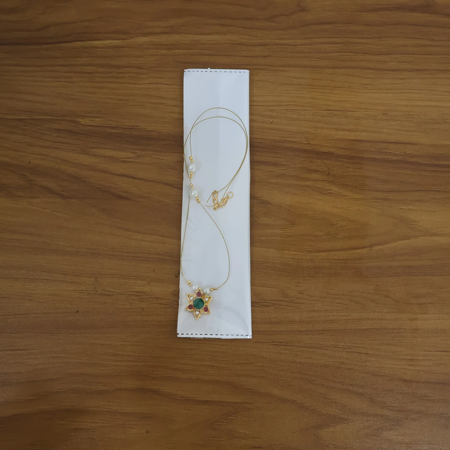 Traditional Multicolor Stone Floral Pendant Necklace Chain (1 Pc) - Image 7