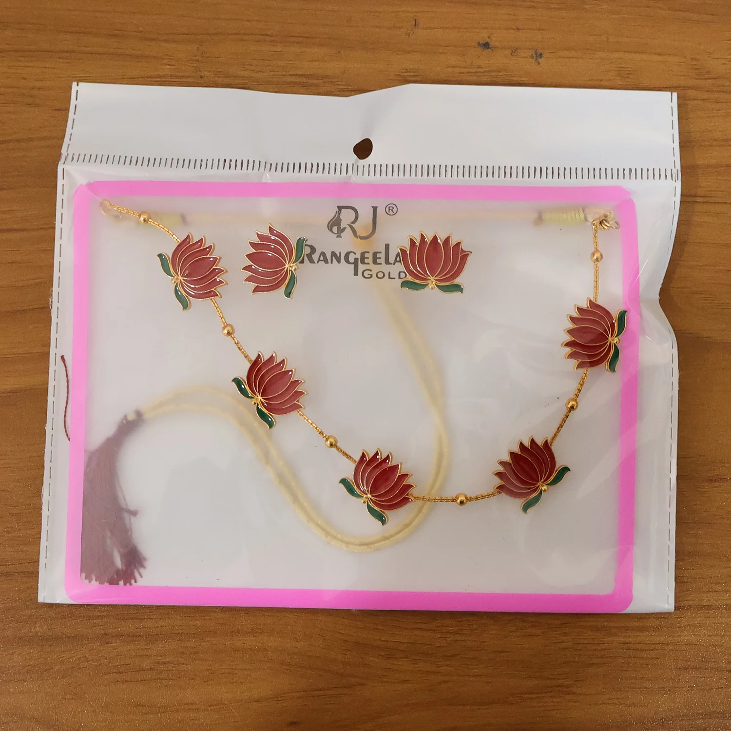 Traditional Red Lotus Design Necklace with Stud Earrings Set( 1 Set) - Image 7