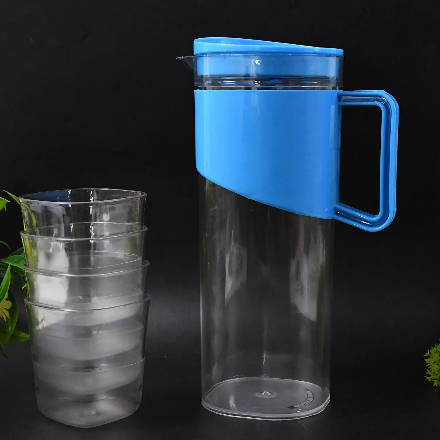Transparent Premium Jug with Elegant Handle & 4 Plastic Glasses (2000 ML Approx) - Image 3