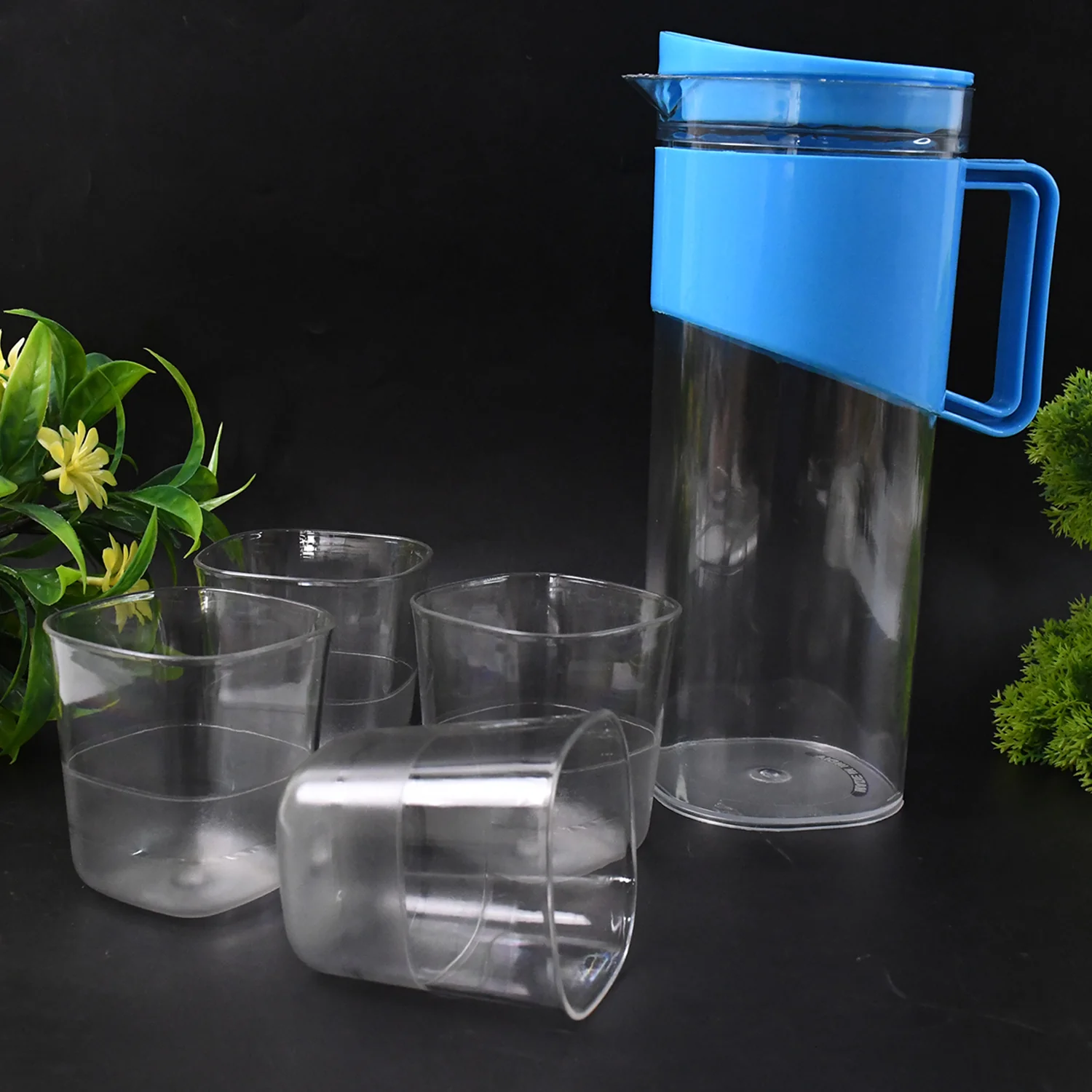 Transparent Premium Jug with Elegant Handle & 4 Plastic Glasses (2000 ML Approx) - Image 9