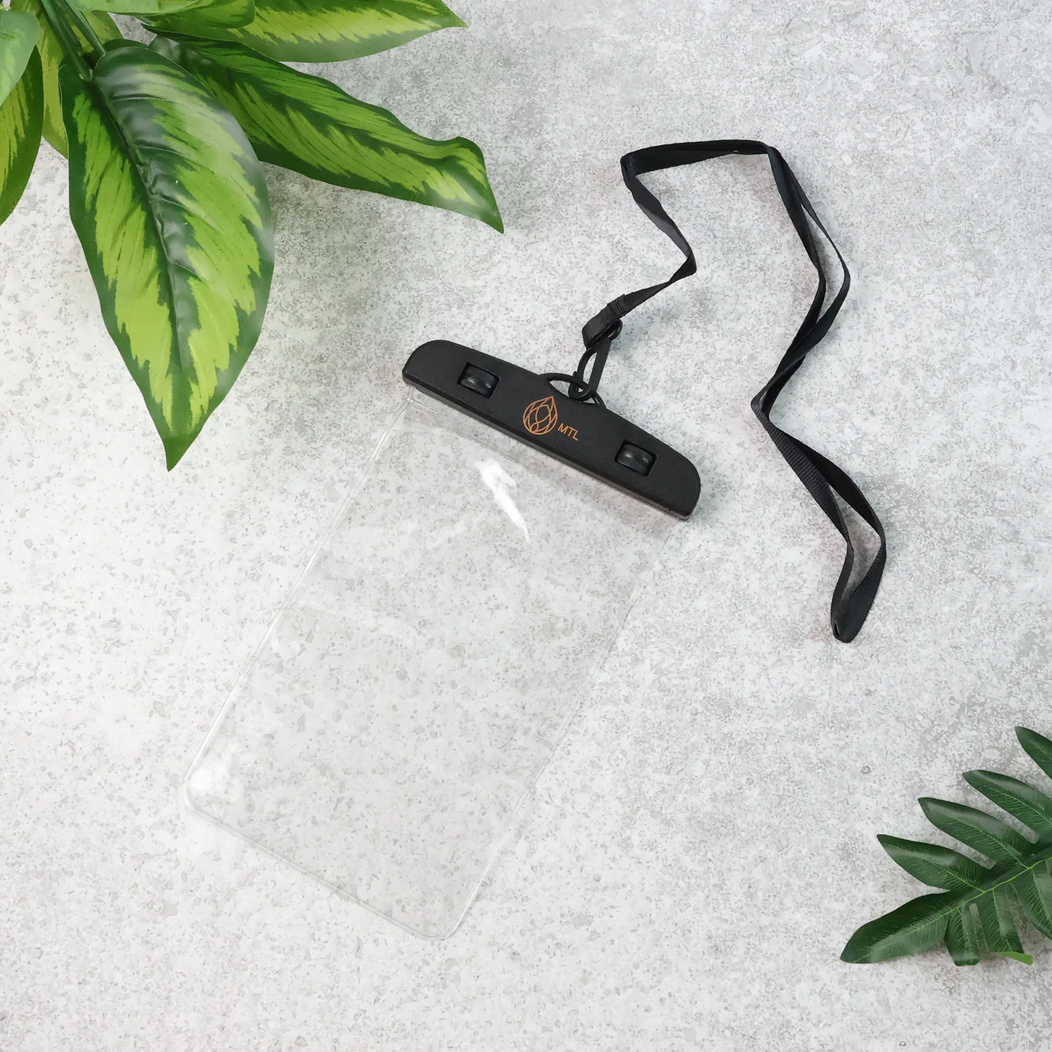 Transparent Waterproof Mobile Cover Pouch (1 Pc) - Image 6