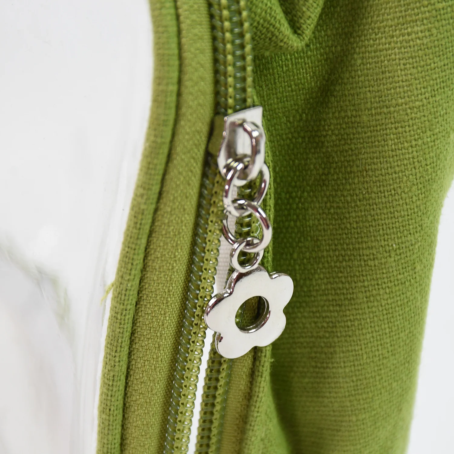 Transparent Zipper Closing Pouch (1 Pc / Big) - Image 6