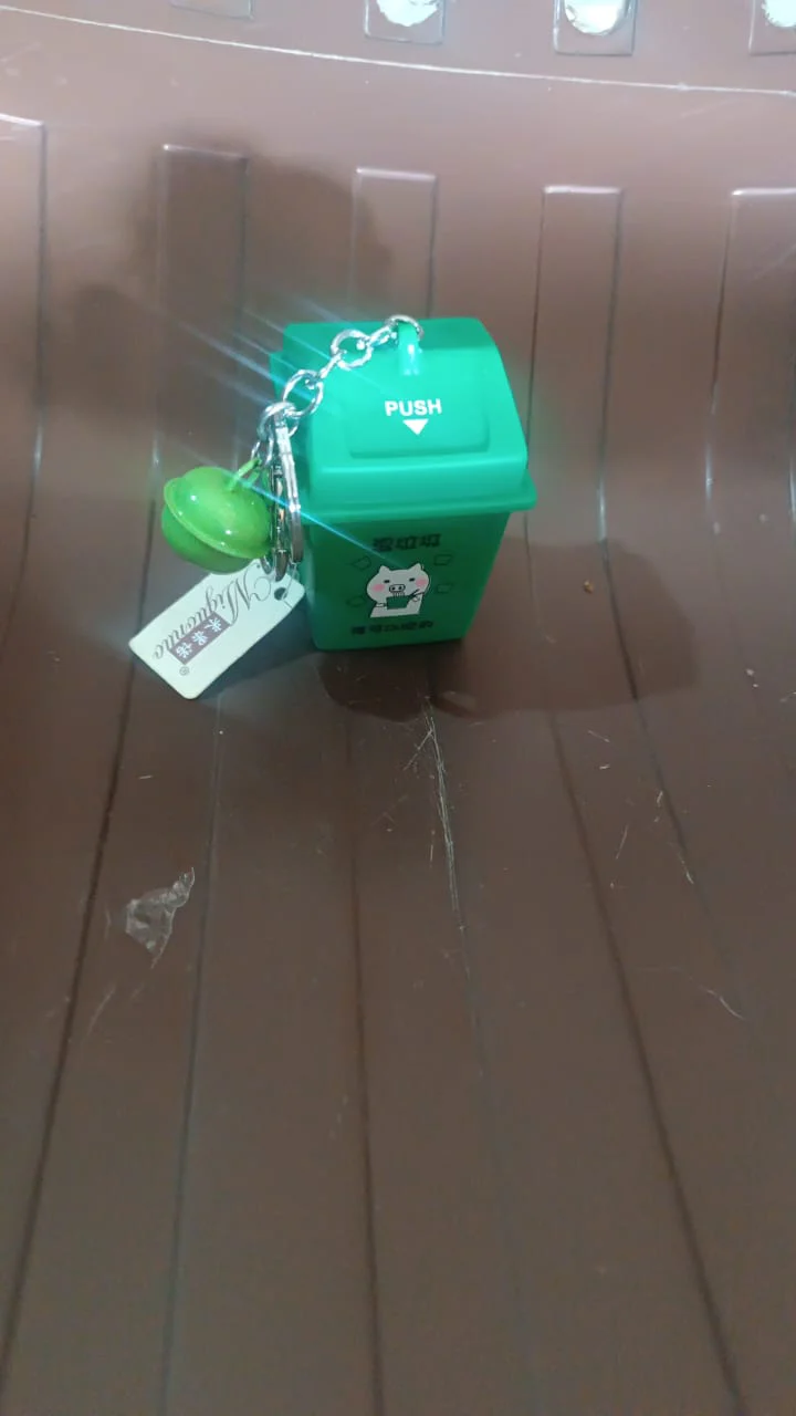 Trash Can Keychain Recycle Can Keyring Novelty Keychain - Image 8