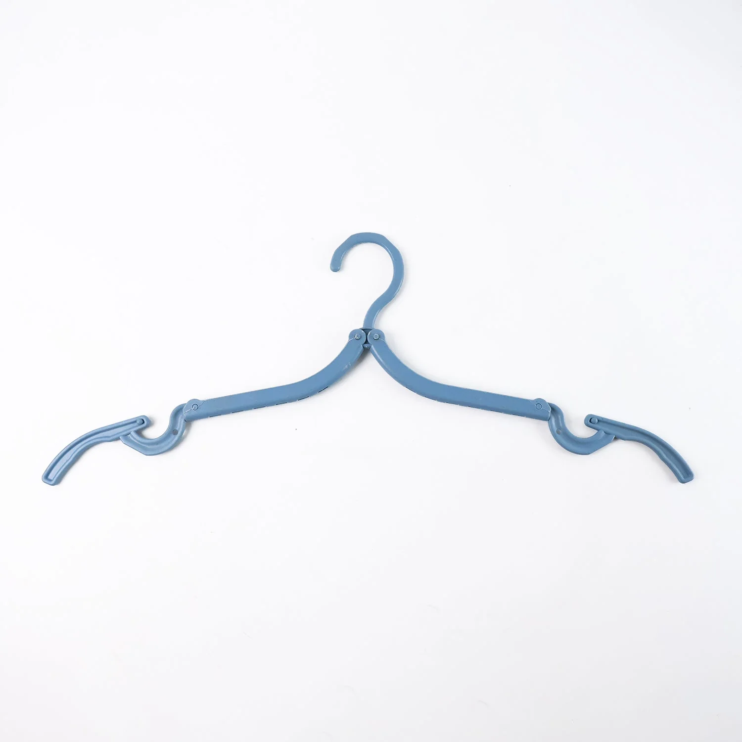 Travel Hangers, Portable Folding Clothes Hangers (4 Pc / Big) - Image 5