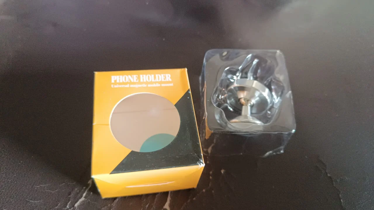 Universal Magnetic Mobile Phone Holder Stand - Image 9