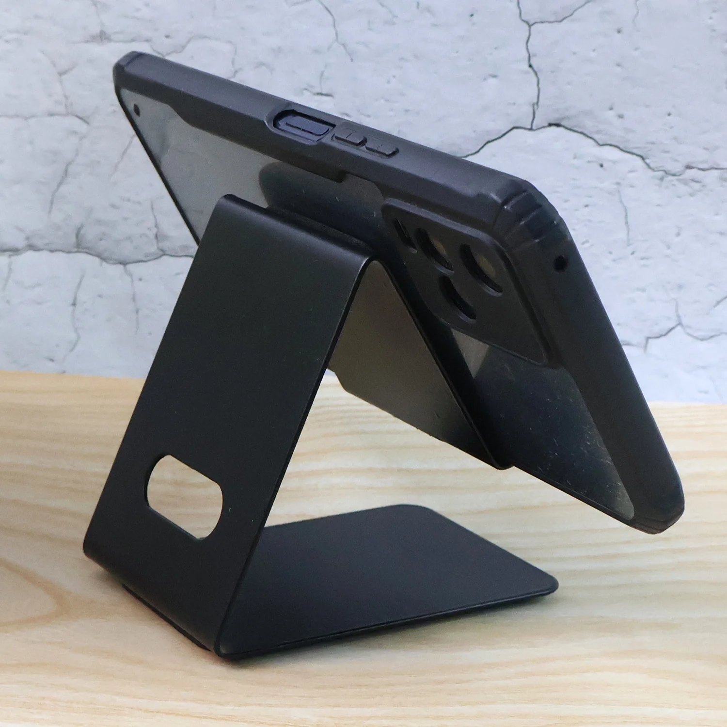Metal Universal Mobile & Tablet Stand Holder - (1 Pc) - Image 3