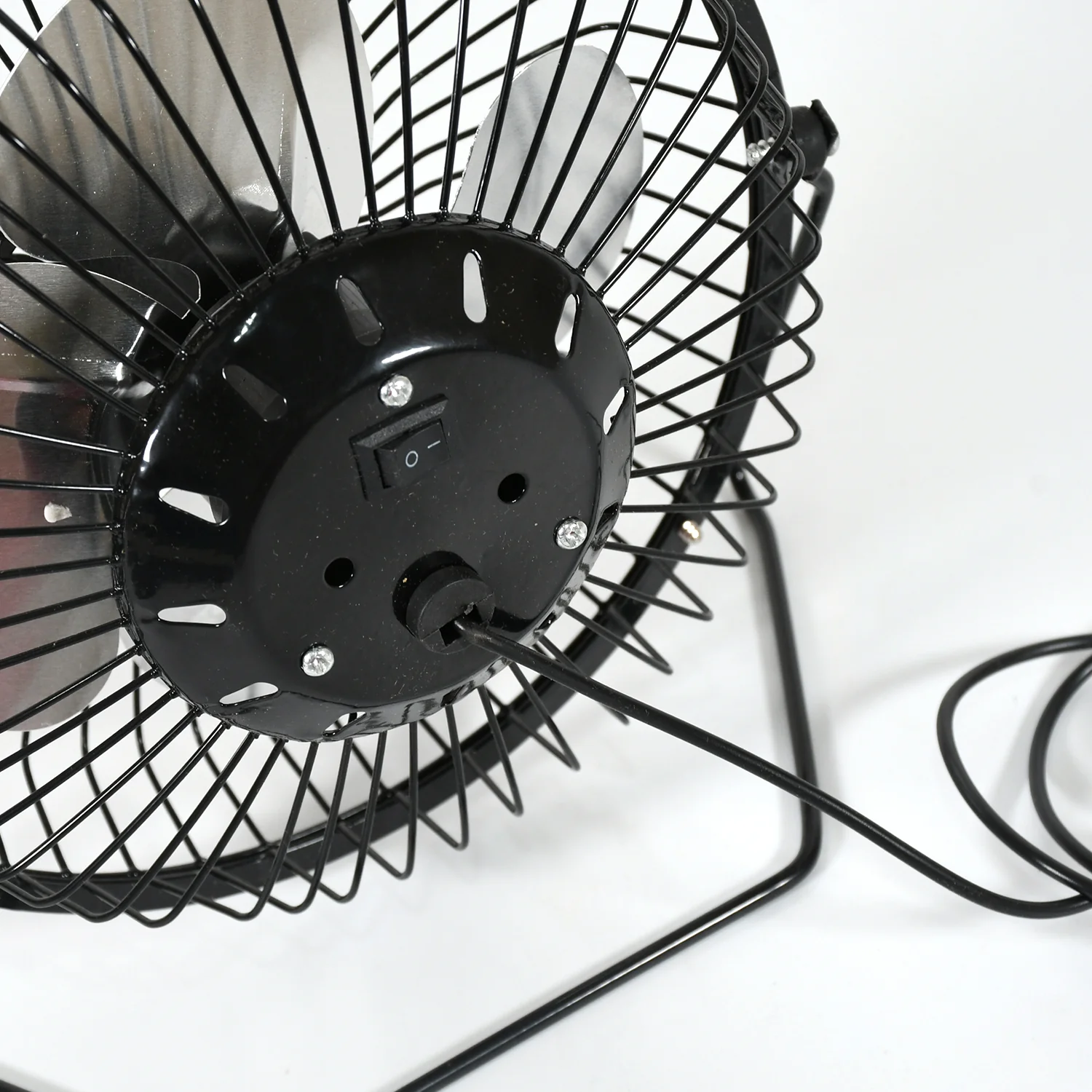 USB Table Desk Personal Metal Electronic Fan, Compatible with Computers, Laptops, Student Dormitory, Suitable For Office, School Use (1 Pc) - Image 4