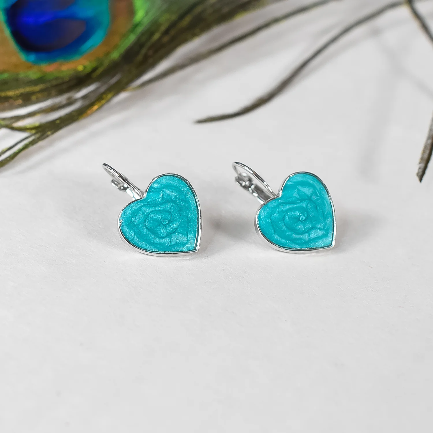 Verdant Dream Mid-Green Earrings - Image 4
