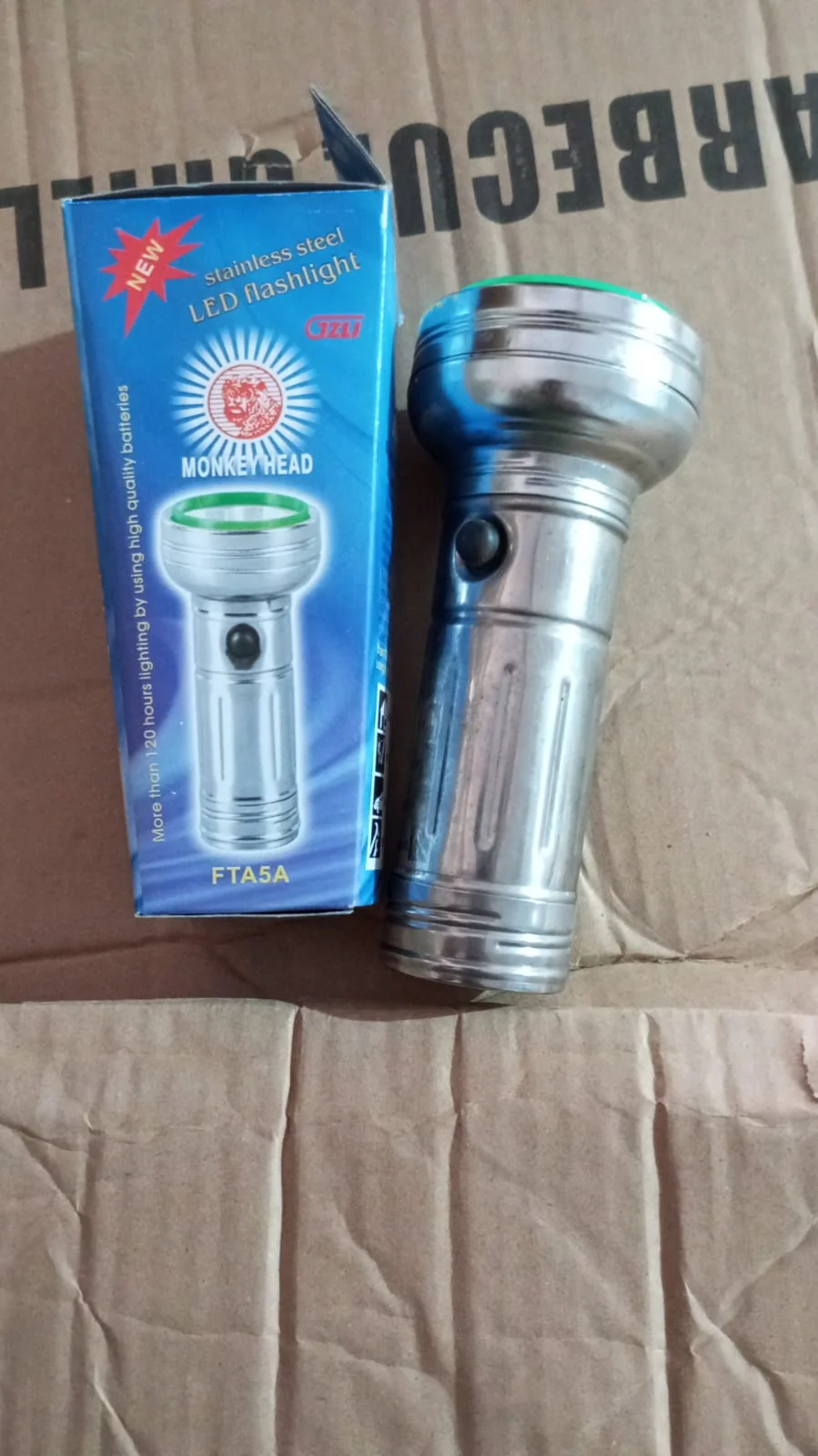 Nostalgic Portable Flashlight – Simple Iron Outdoor Old-Fashioned Torch Light - Image 8