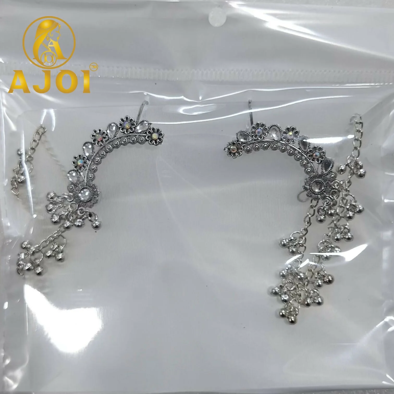 Vintage Silver Floral Earrings - Image 4