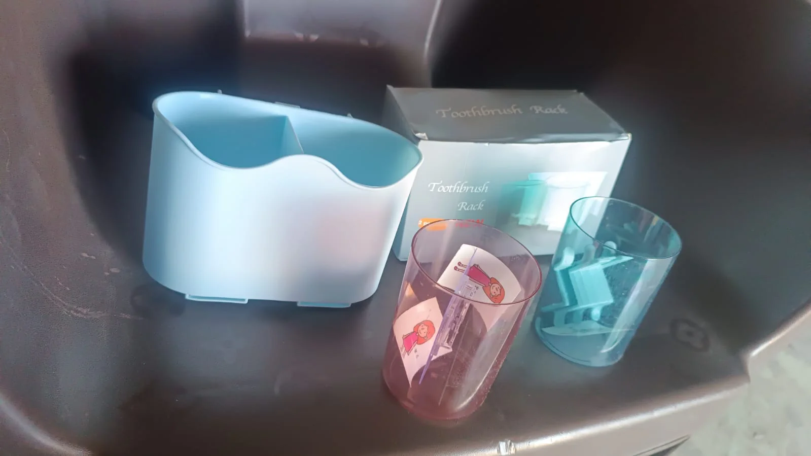 Wall-Mounted Toothbrush Holder - Image 7