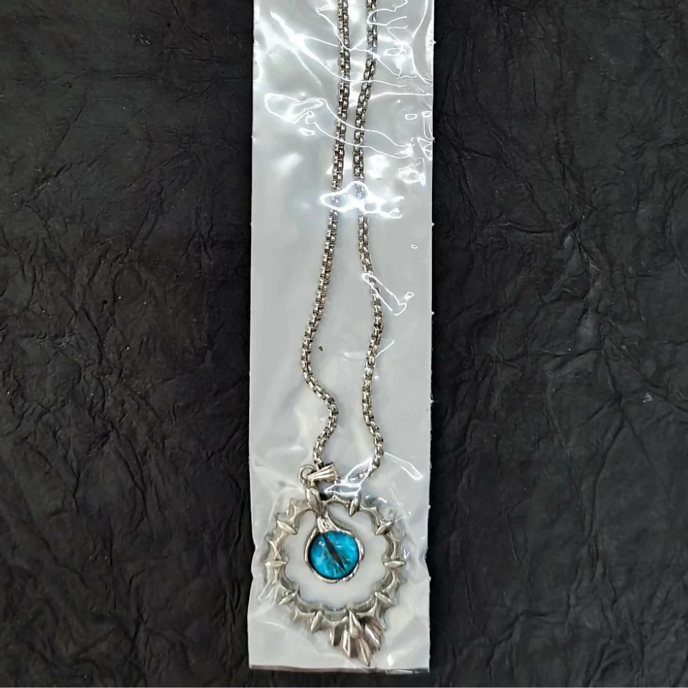 Warrior Dragon Eye Pendant with Metal Chain - Image 5