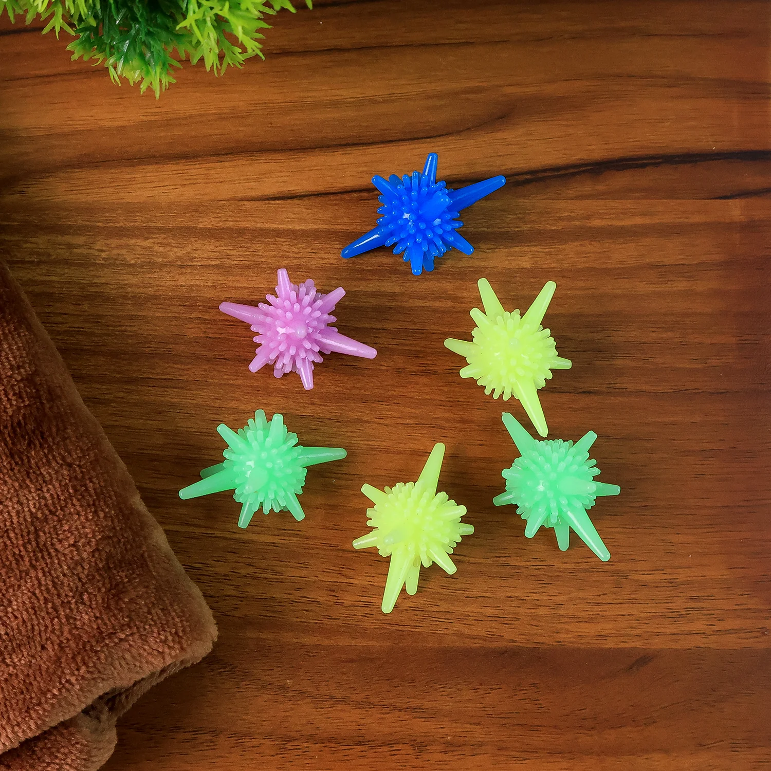 Washing Machine Laundry Reusable Soft Spiky Balls (6 Pc) - Image 6