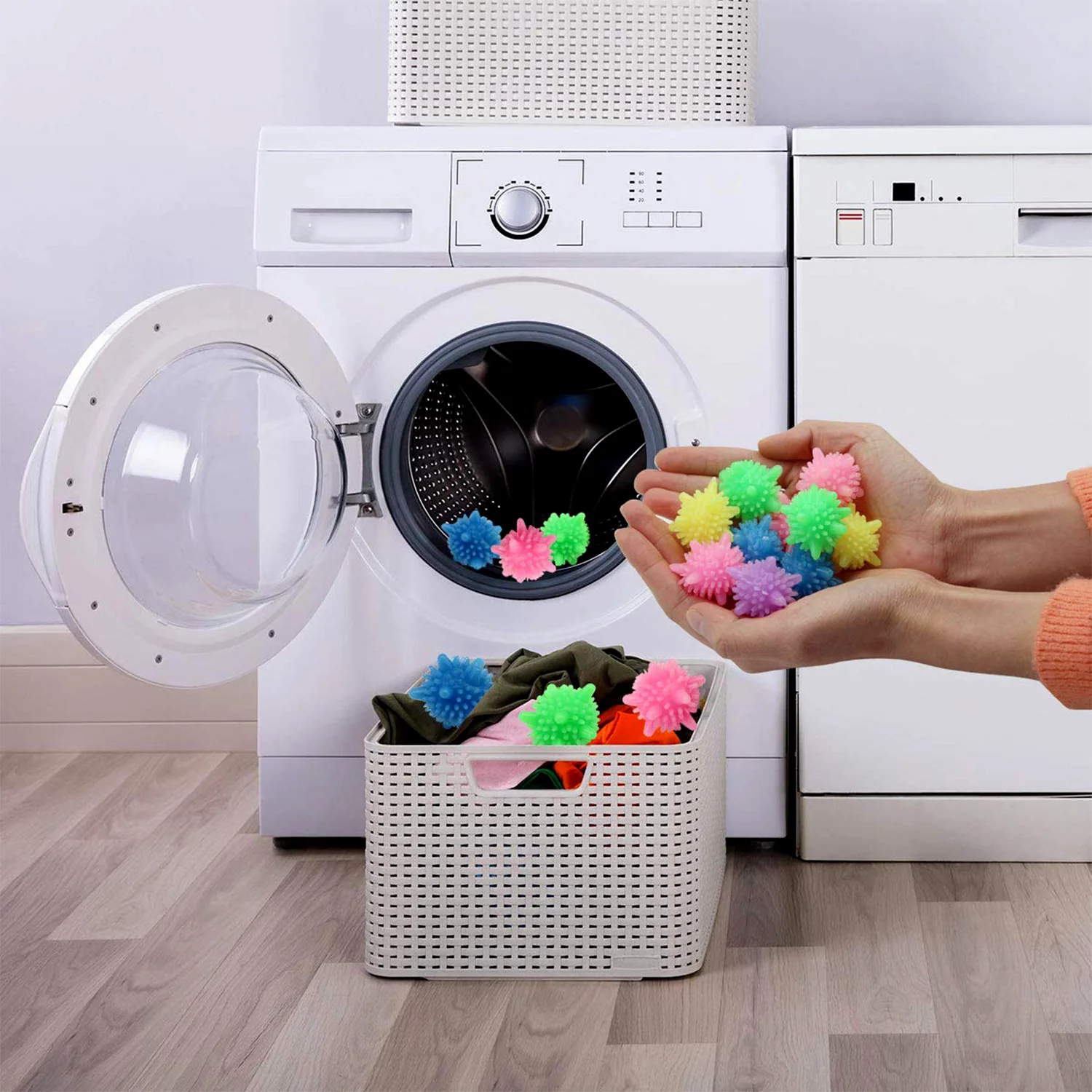 Washing Machine Laundry Reusable Soft Spiky Balls (6 Pc) - Image 8