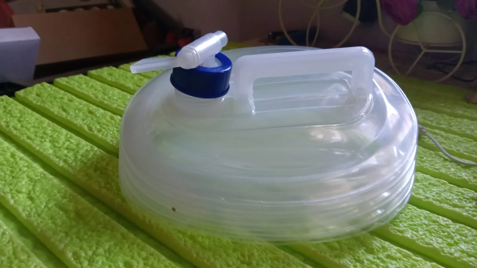 Outdoor Camping Collapsible Water Container with Carry Handle & Tap Valve - Image 8