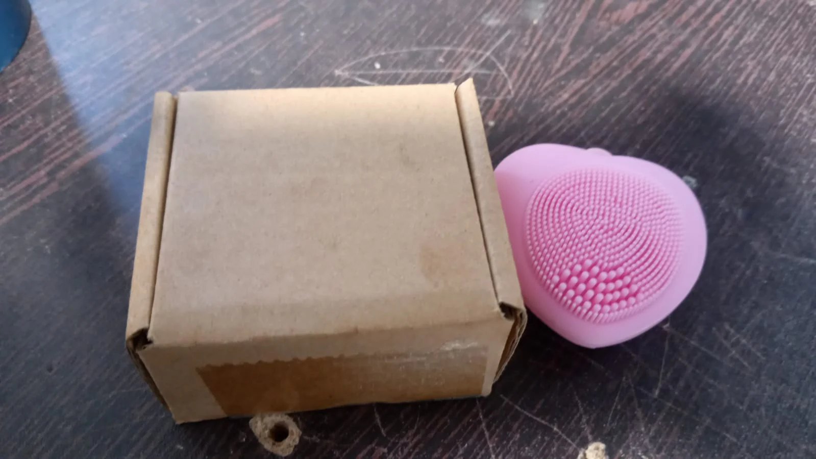 Heart-Shaped Silicone Face Wash Brush – Facial Cleansing Scrubber for Women - Image 13