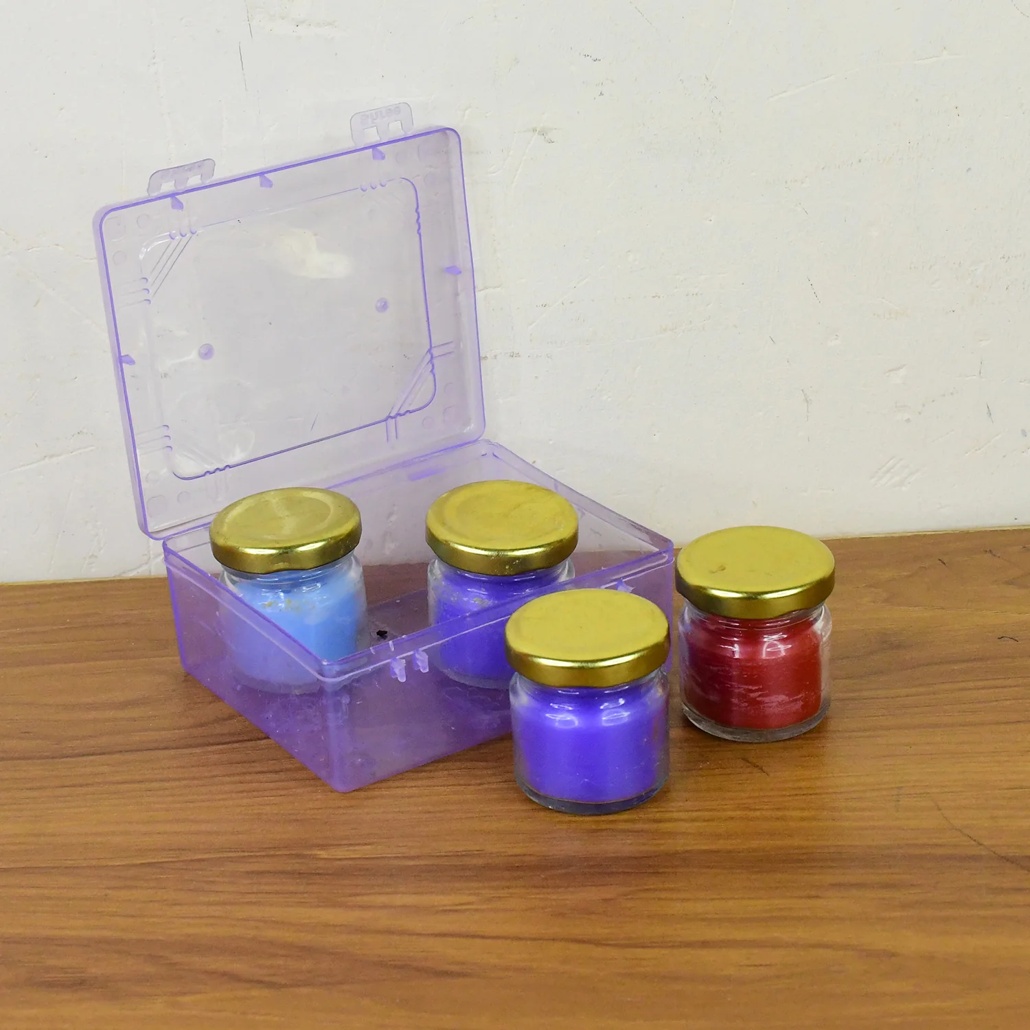 Wax Candle Set in Glass Jars with Gold Lids (4 Pc) - Image 7