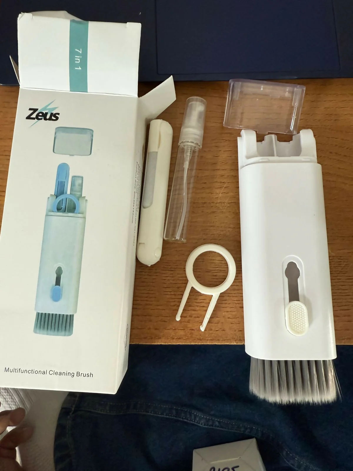 White 7-in-1 Keyboard & Earbuds Cleaning Kit with Brush, Spray & Tool Set - Image 4