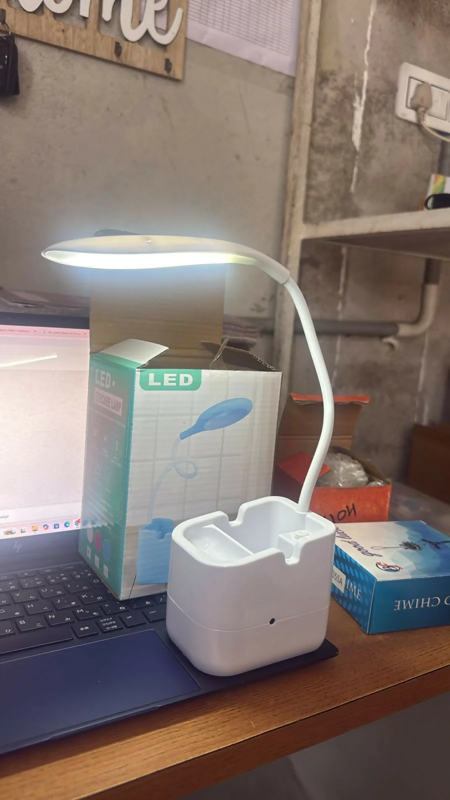 White LED Desk Lamp with Mobile Stand & Pen Holder, USB Charging Light - Image 6