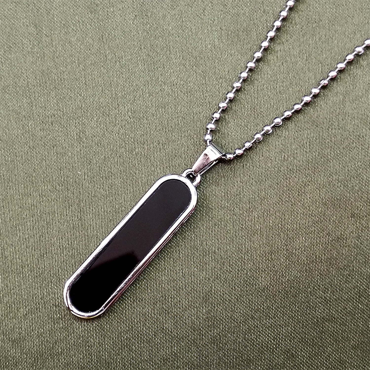 Customize Minimalist Bar Pendant Necklace with Chain (1 Pc) - Image 3