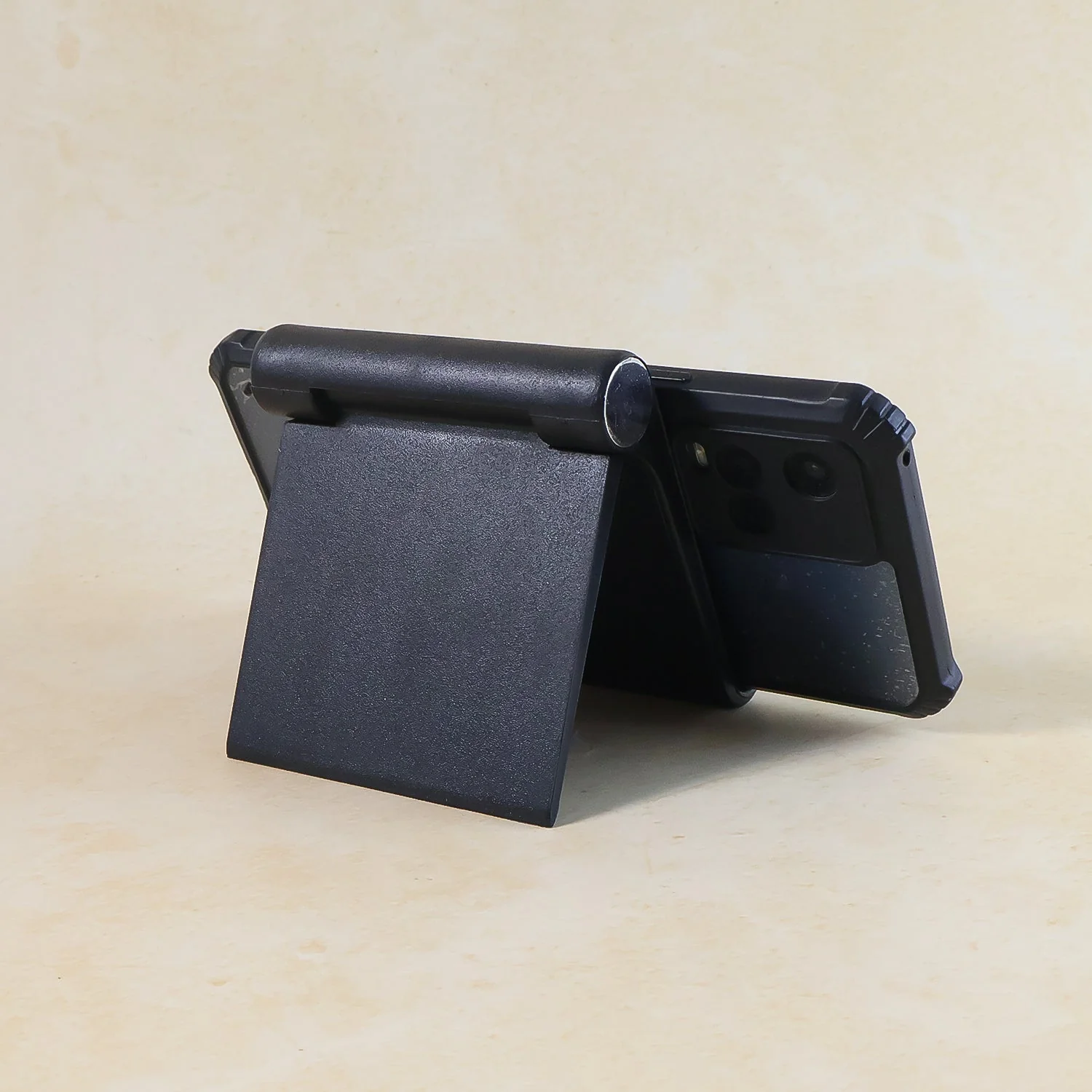 Custom Plastic Foldable Desktop Mobile Stand (1 Pc / Black) - Image 7
