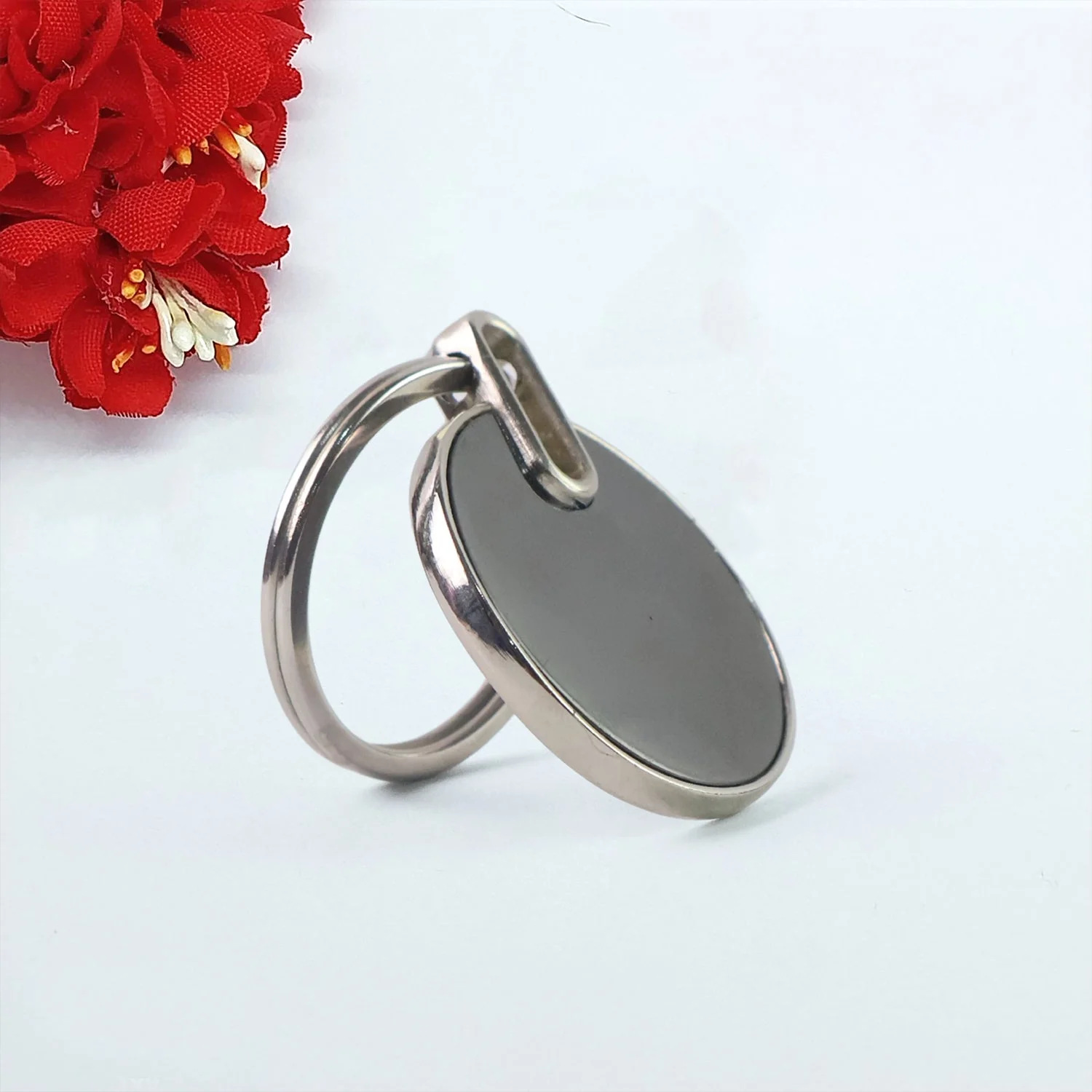 Customized / Personalized Sleek Black Round Metal Keychain (1 Pc) - Image 4