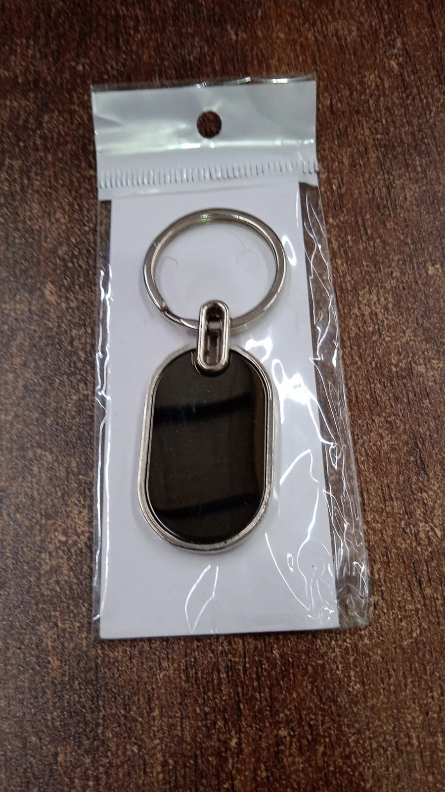 Customized / Personalized Elegant Black & Silver Oval Metal Keychain (1 Pc) - Image 8