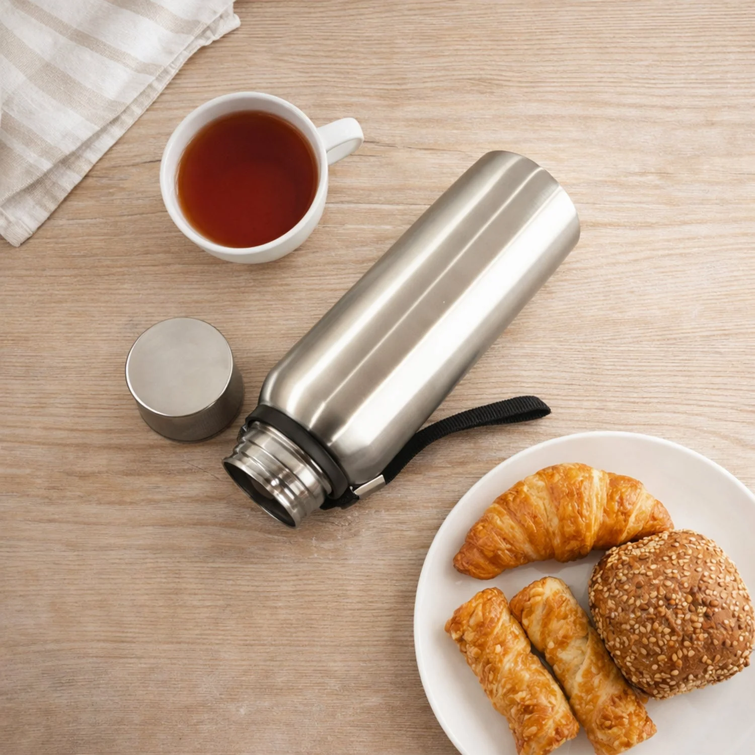 Custom Stainless Steel Vacuum-Insulated Drink Water Bottle (750 ML) - Image 7
