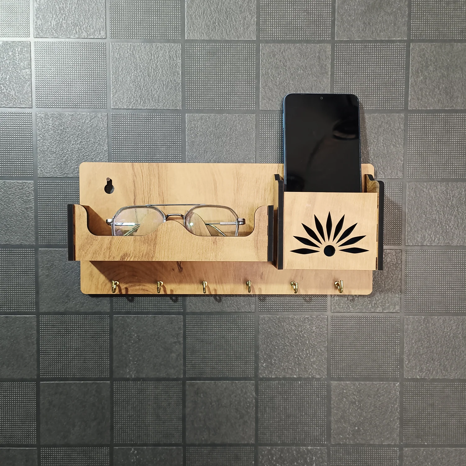 Wooden Wall Mounted Key Holder with Shelf for Mobile, Glasses and Keys - Image 7