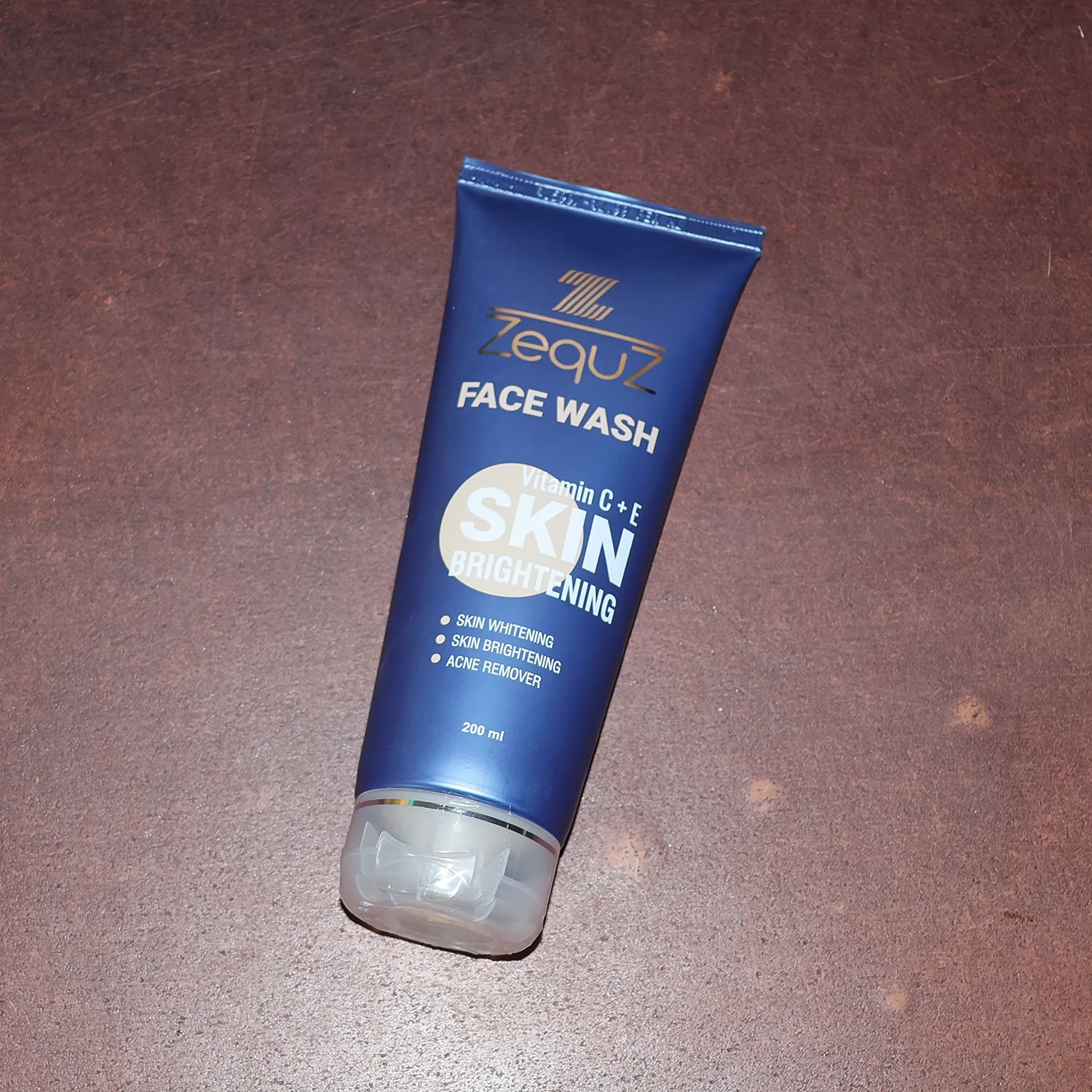 Zequz Vitamin C + E Brightening Face Wash - (200 ML) - Image 8